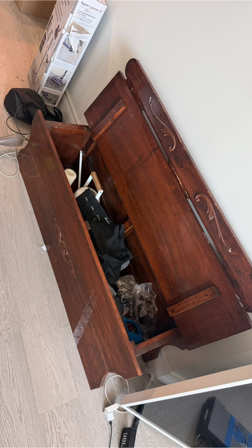 Wooden storage bench with ornate detailing - photo 3