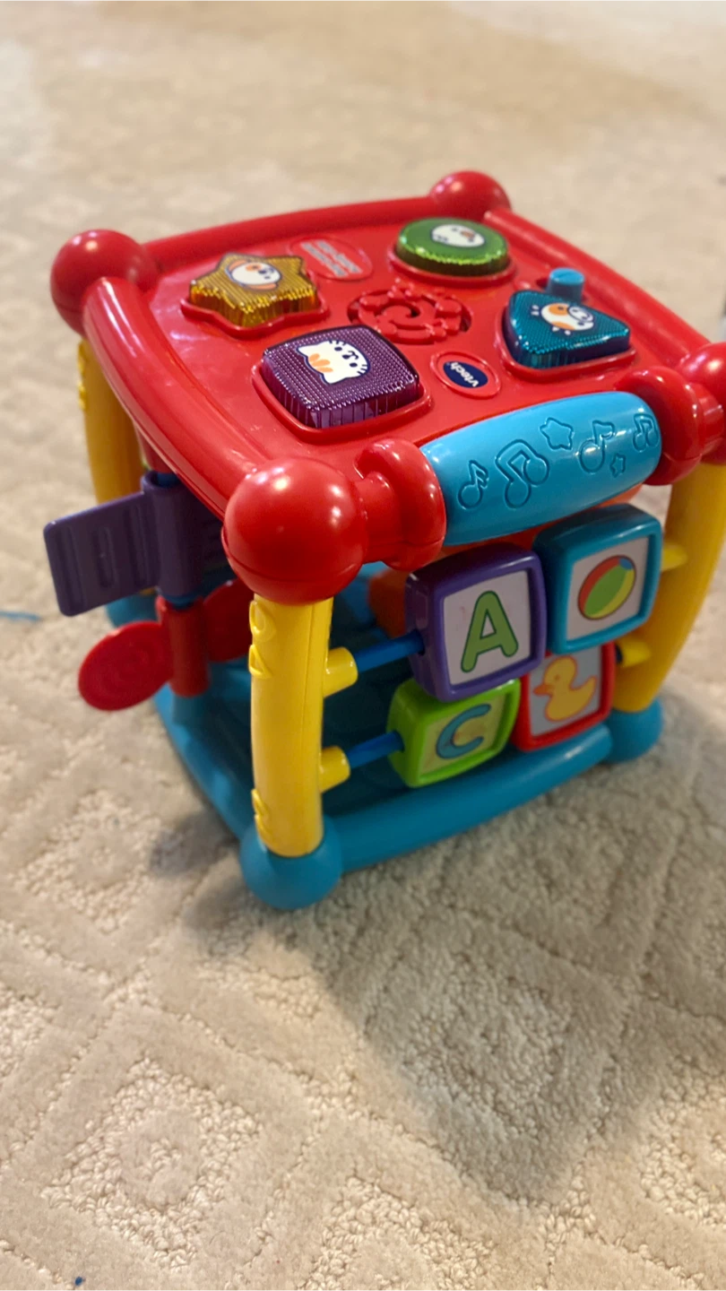VTech Sort & Discover Activity Cube - photo 3