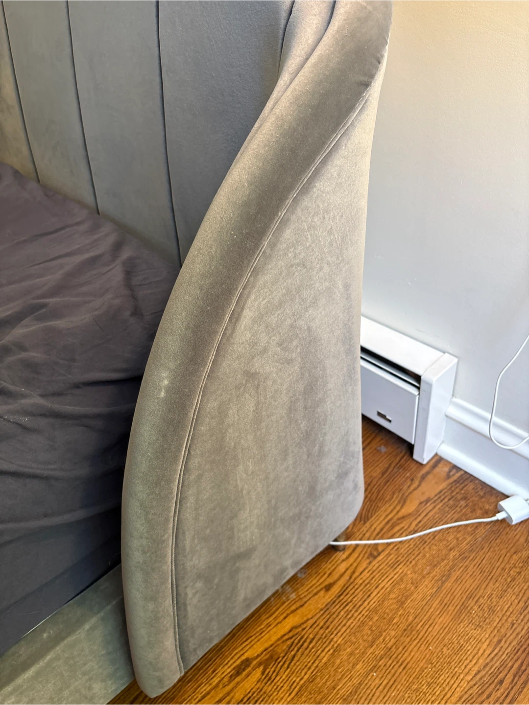 Gray Velvet Tufted Bed Frame - photo 3