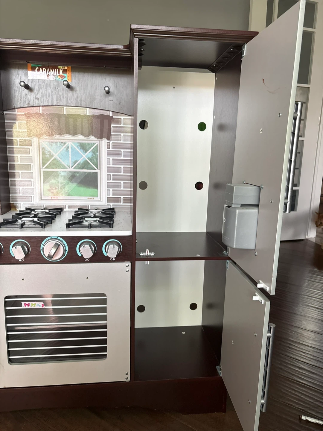 KidKraft wooden play kitchen - photo 2