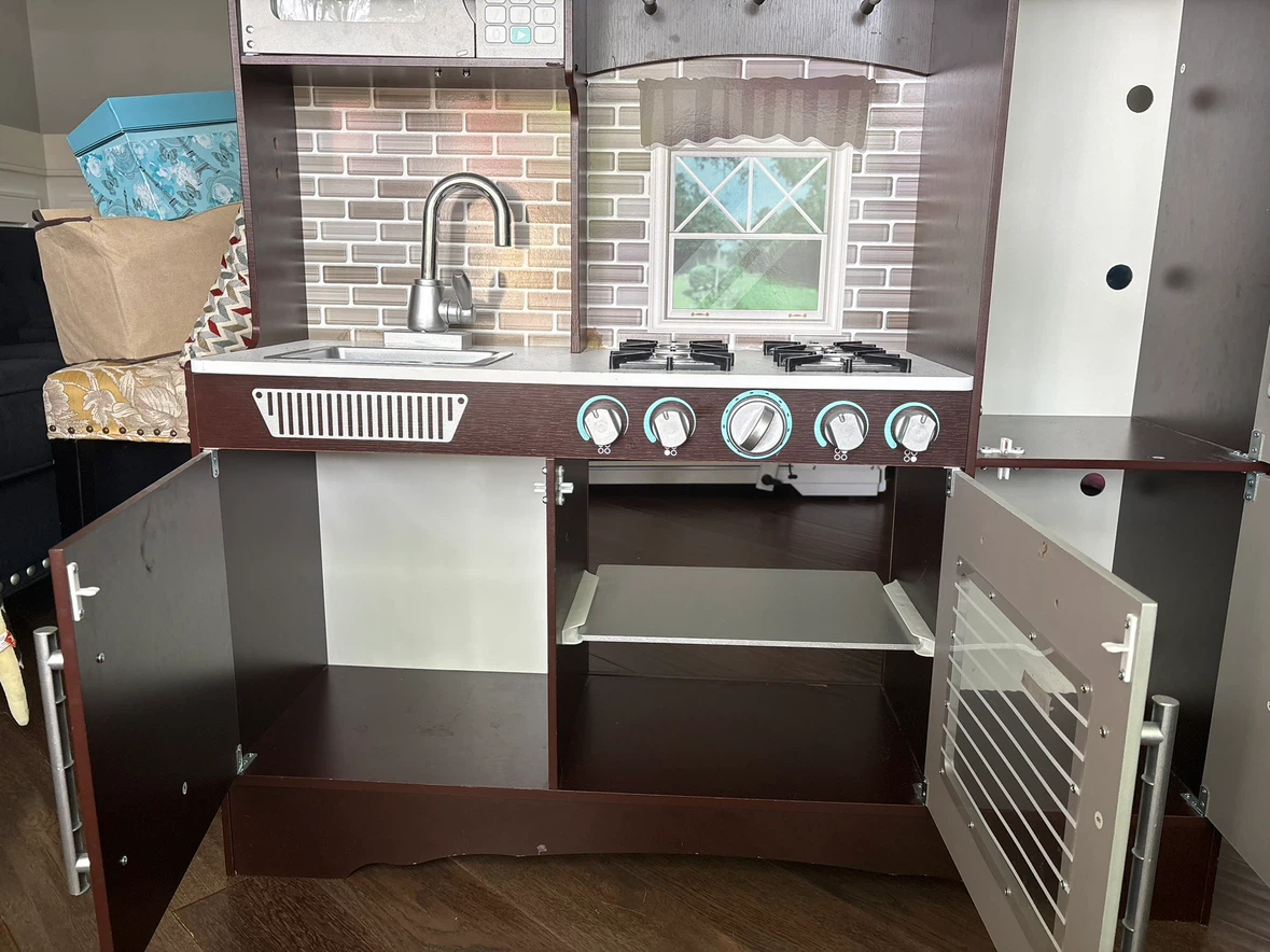 KidKraft wooden play kitchen - photo 3