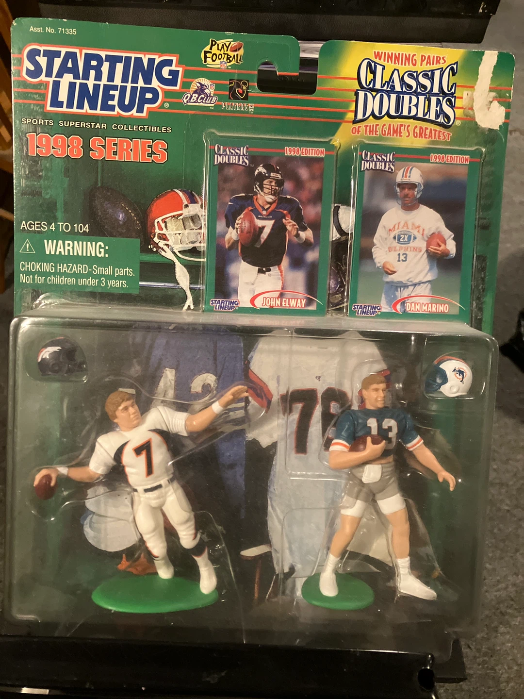 Starting Lineup John Elway & Dan Marino 1998 Classic Doubles