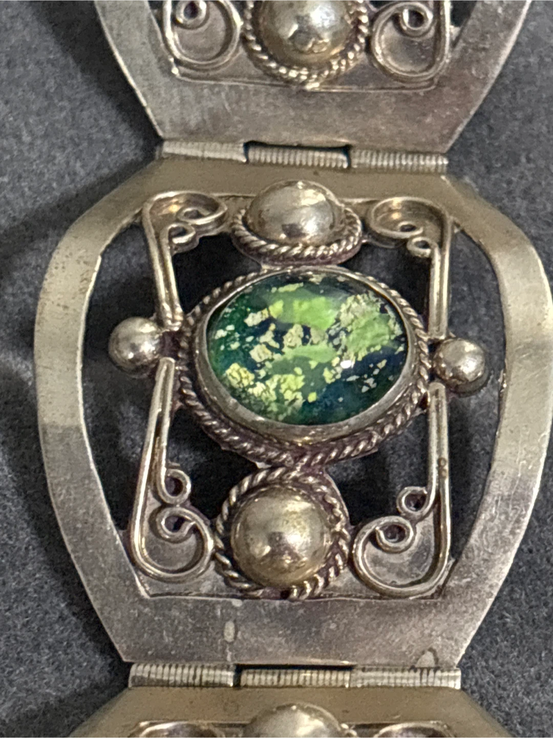Vintage Sterling SilverBracelet with Green Inlay Stones - photo 4
