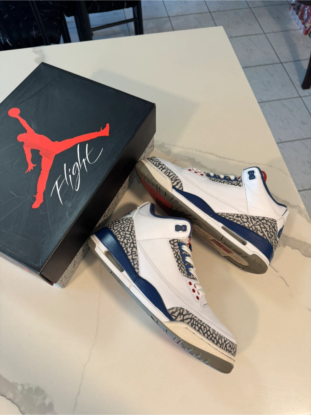 Air Jordan 3 True Blue - Size 9.5M