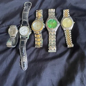 Lot of 5 vintage Watches