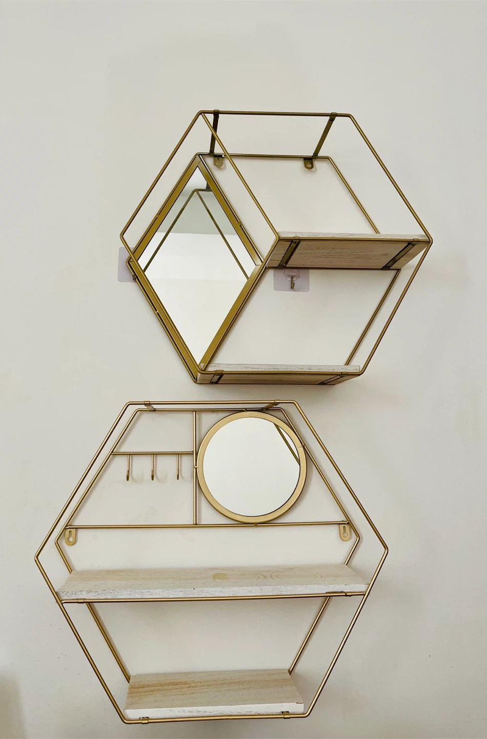 Geometric Hexagon Shelves with Mirror and Hooks