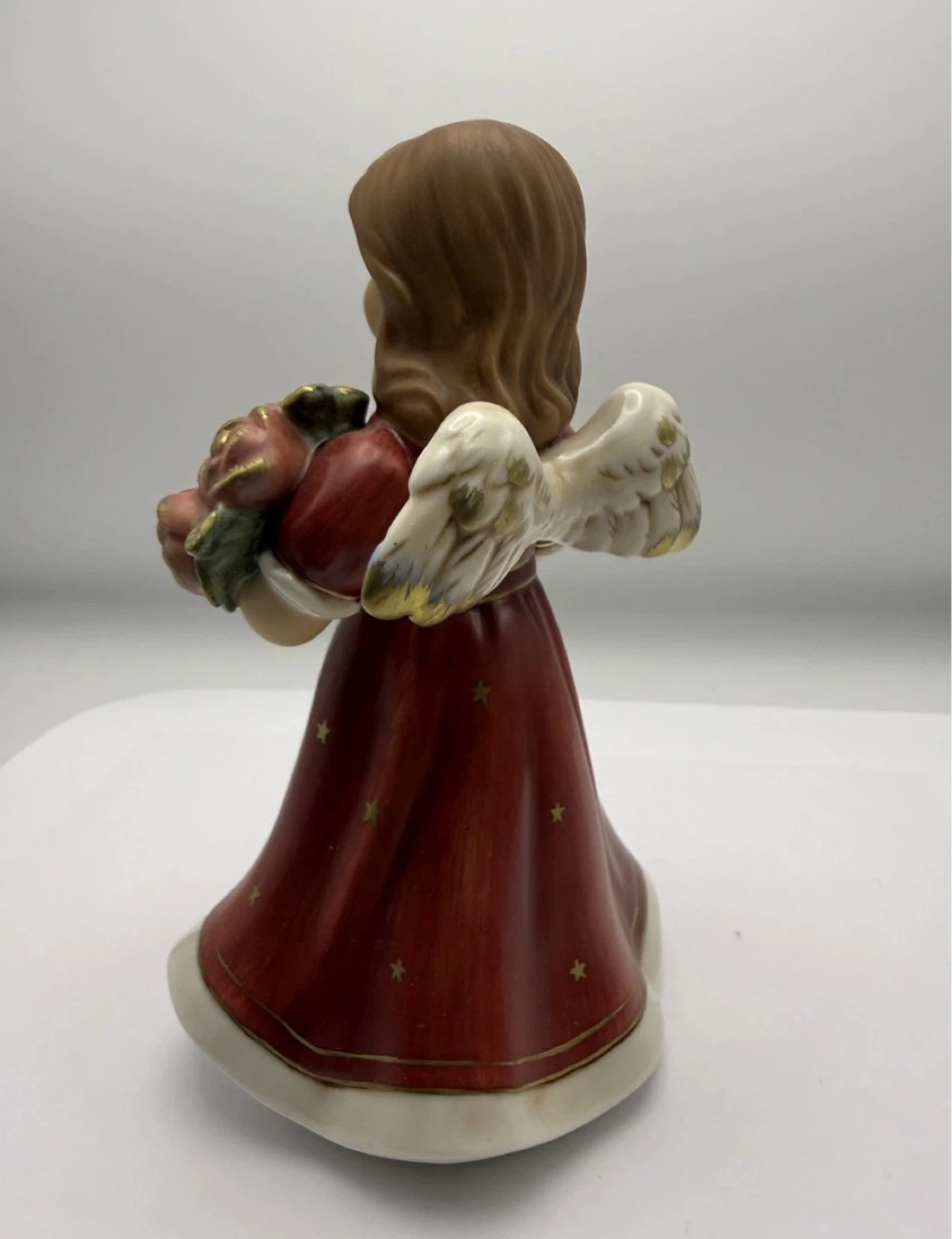 Porcelain Angel Figurine with Flowers - photo 5