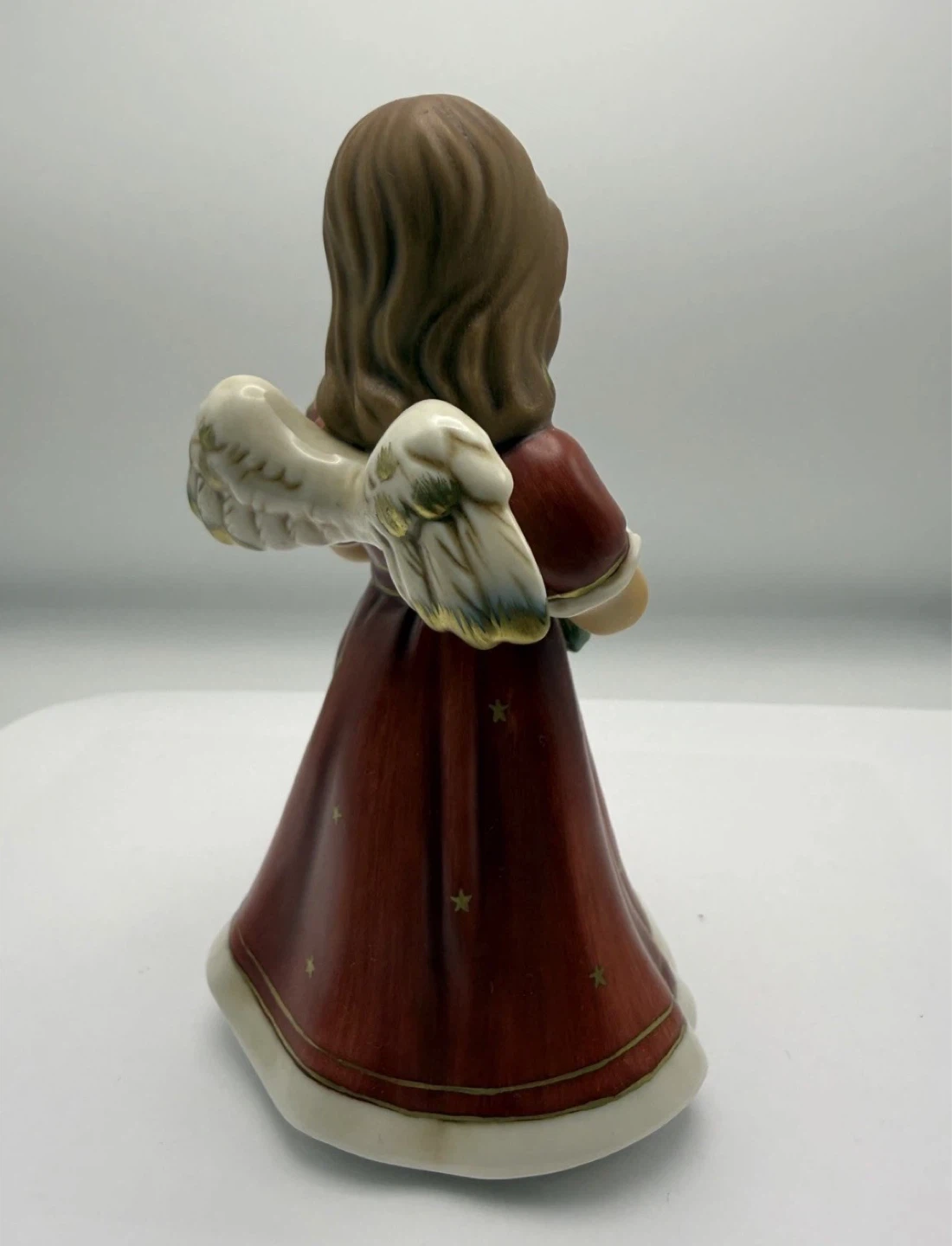 Porcelain Angel Figurine with Flowers - photo 4