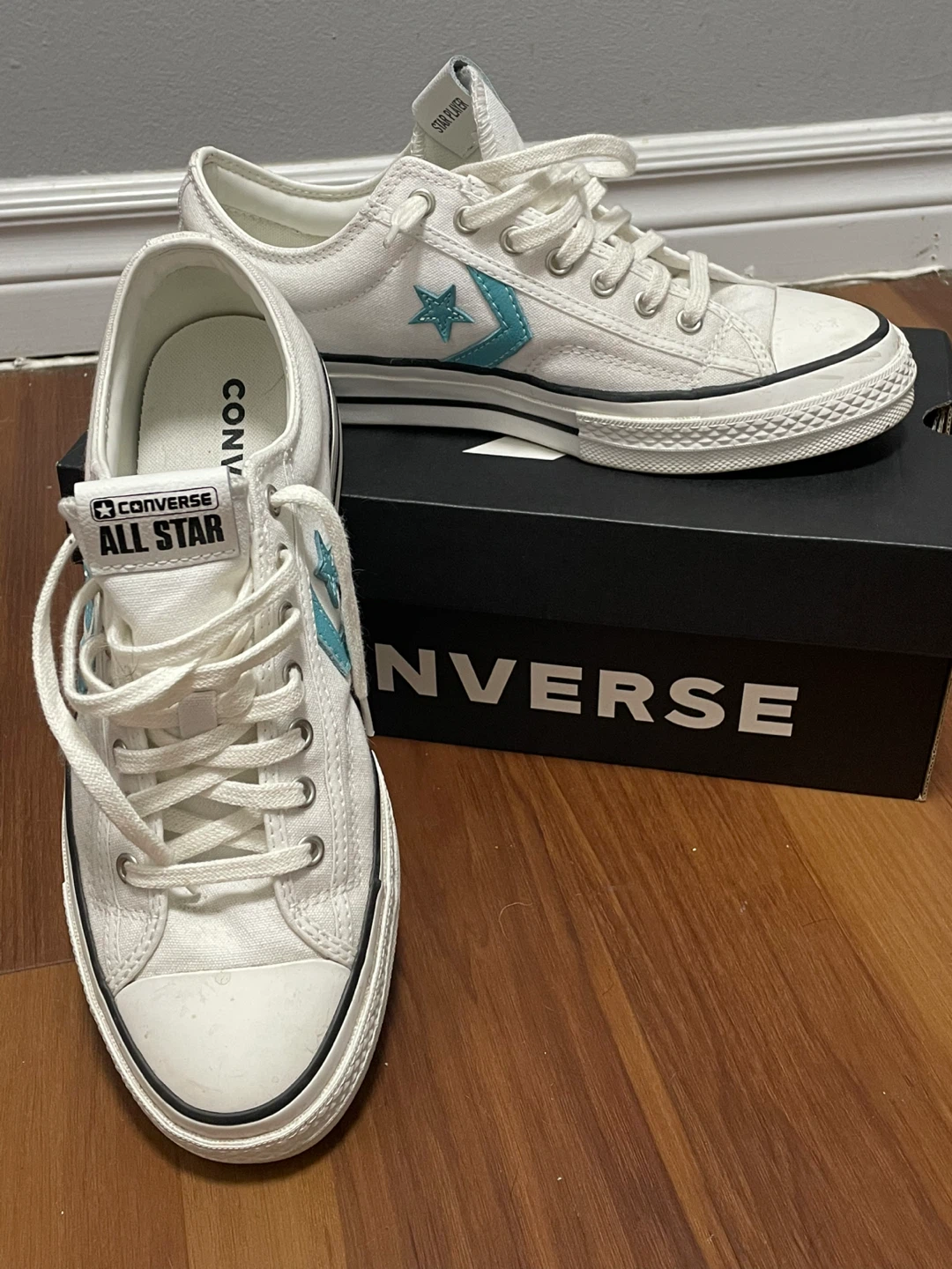 Converse Star Player White Teal Sneakers - Size 9.5 - photo 2