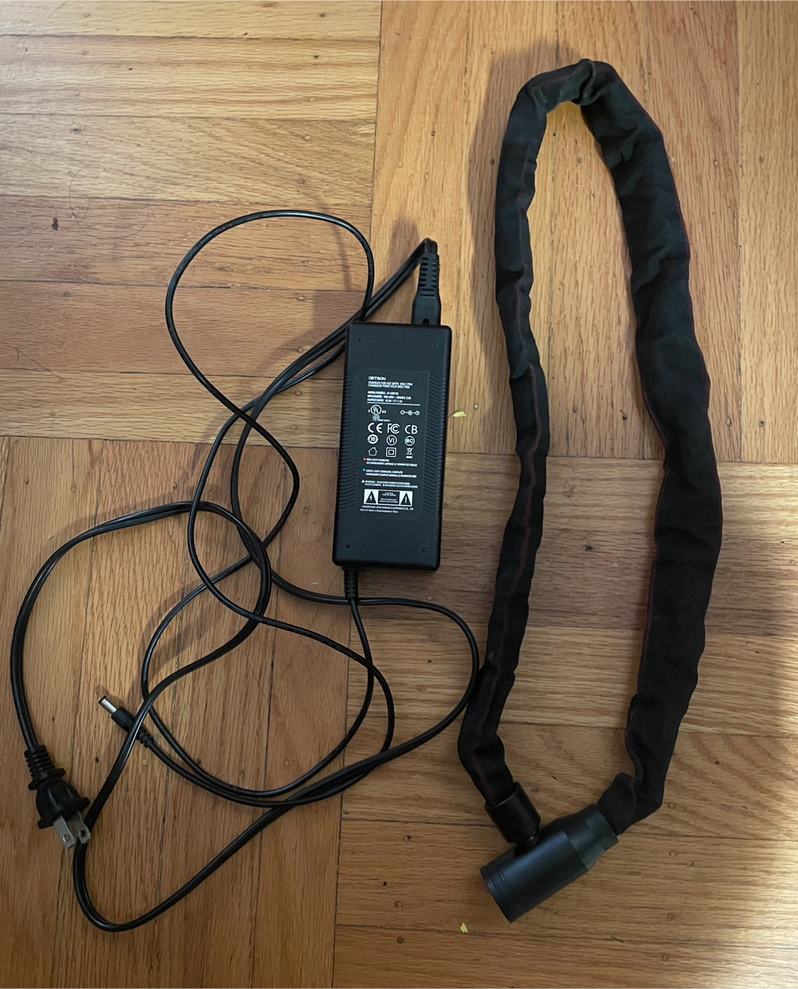 Jetson Electric Bike with Battery Charger and Bike lock - photo 4