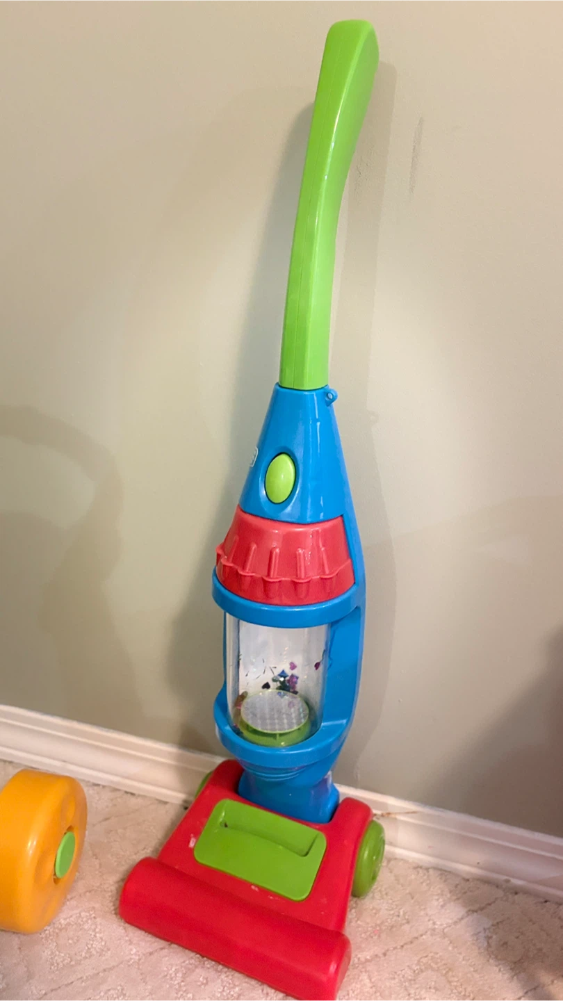 Fisher-Price Light-Up / Pop & Whirl Toy Vacuum