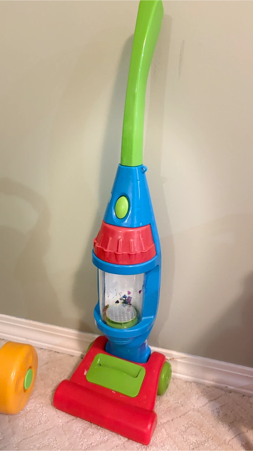 Fisher-Price Light-Up / Pop & Whirl Toy Vacuum - photo 2
