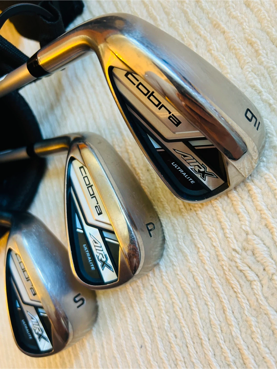 Cobra Women’s AIR-X Ultralite Irons 2023 (9 ,PW, SW, Left Hand)