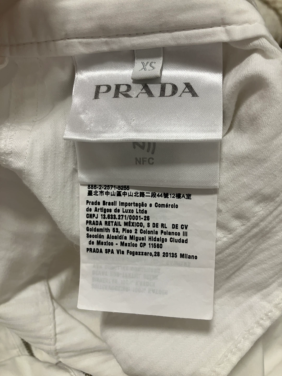Prada White Cargo Shorts - photo 3