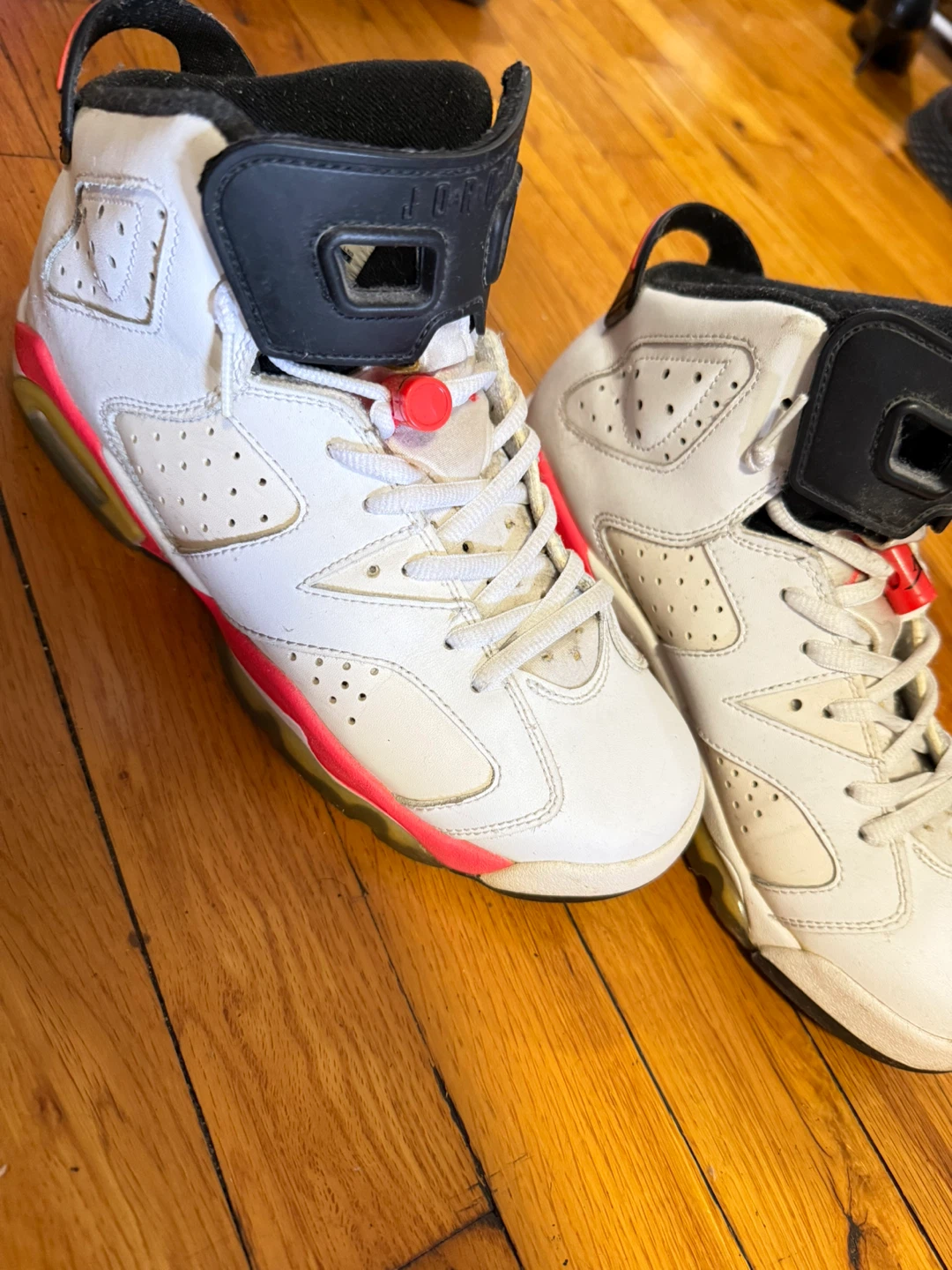 Air Jordan 6 Retro White/Infrared