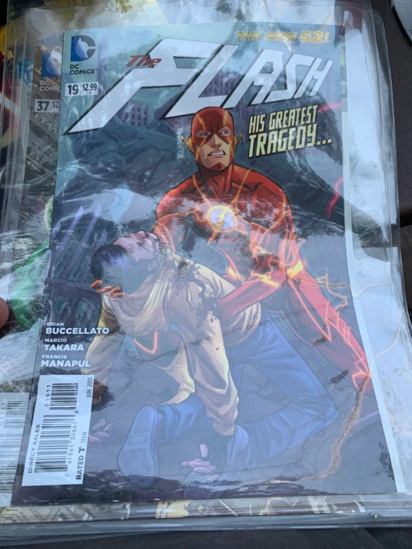 DC Comics - Batgirl, Flash, Green Arrow, Batman Comics - photo 3