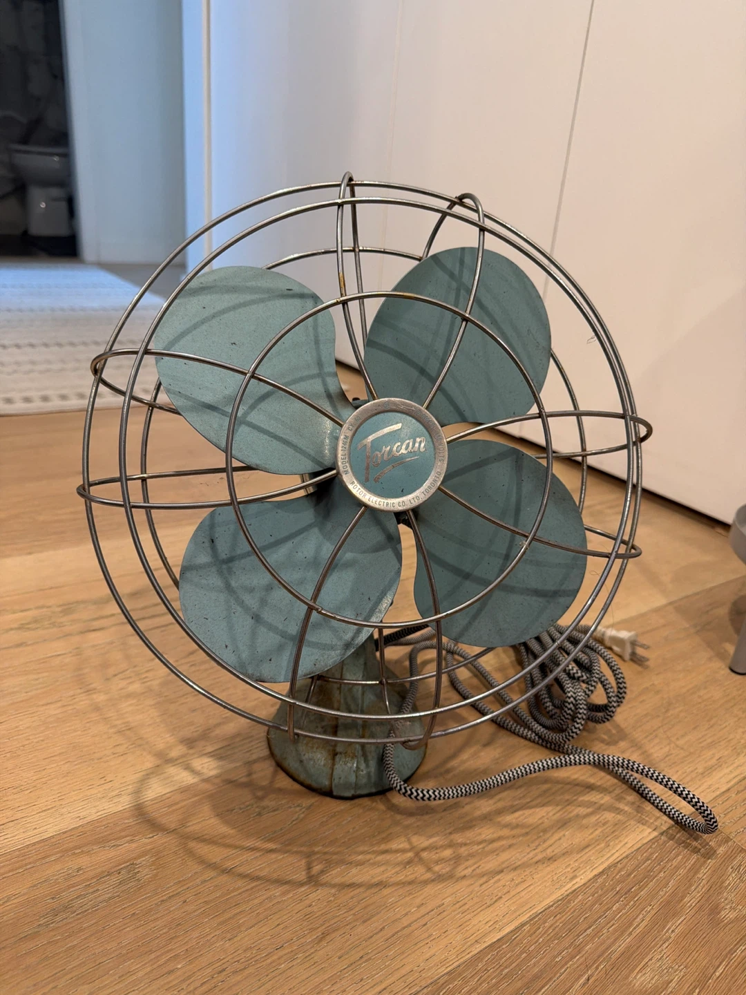 Farcán Electric Fan - Decorative, not working