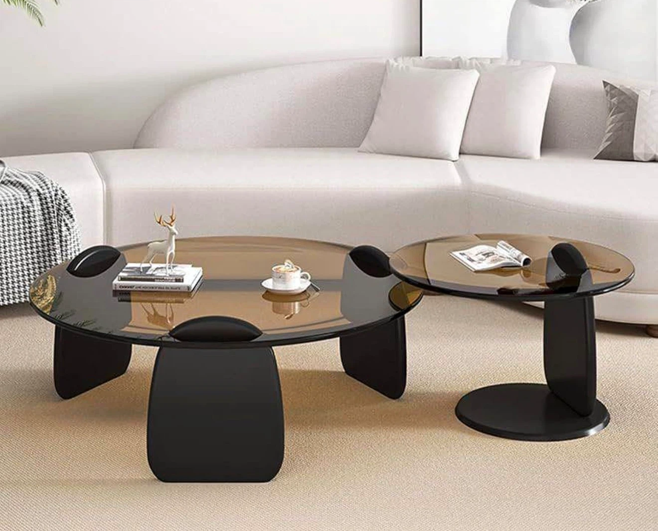 Set of 2 modern nesting coffee tables