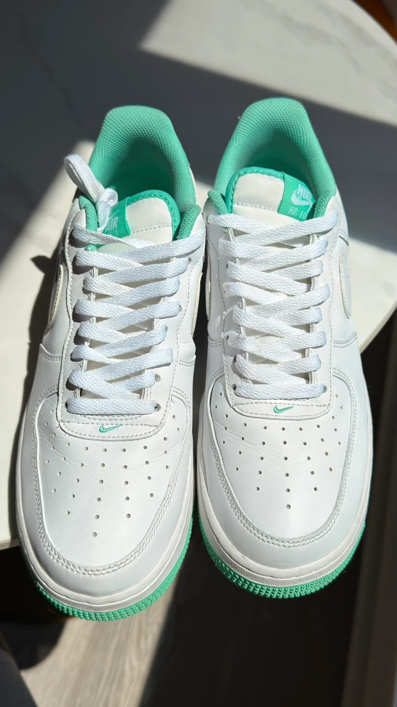 Nike Air Force 1 Low “Mint” Sneakers 10 US