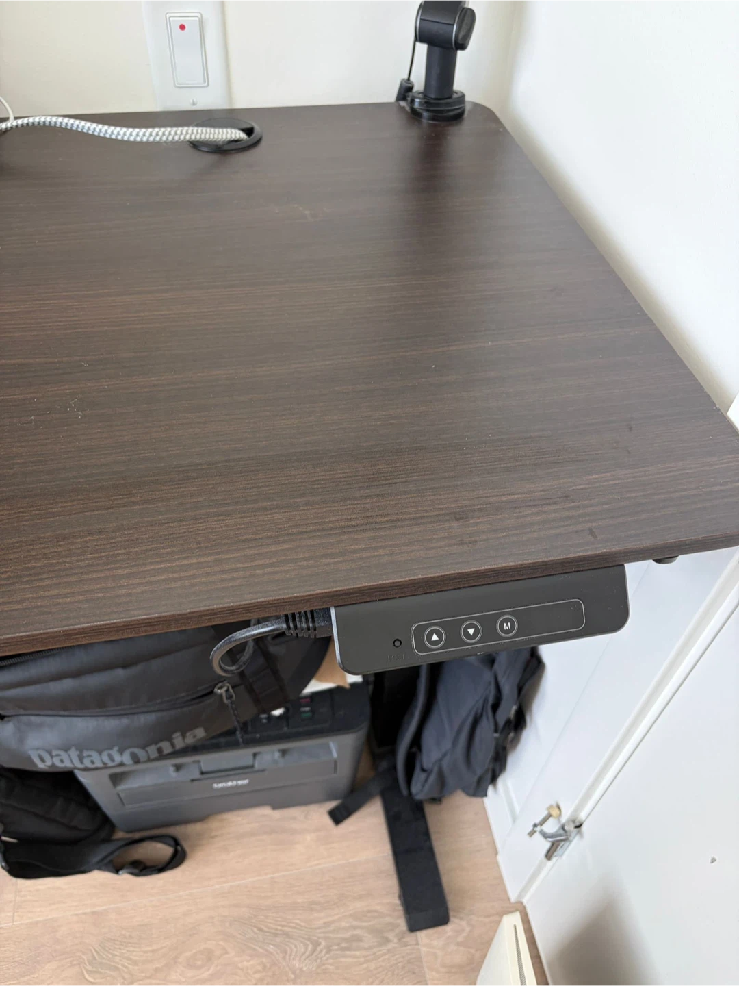 MOTIONGREY Elecrtic Motor Height Adjustable Standing Desk - photo 4