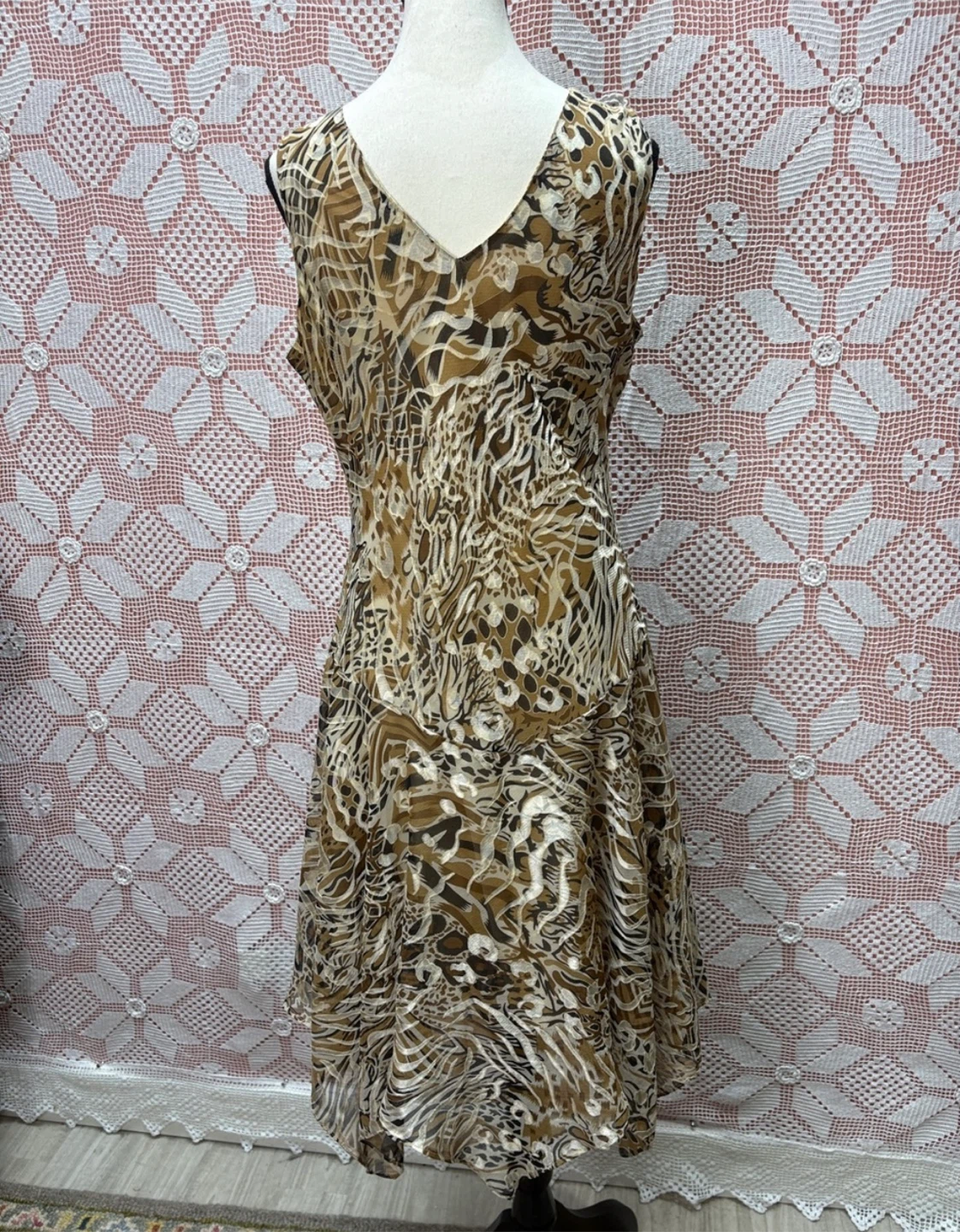 Miss Nikky Women's Sleeveless V-Neck Animal Print Dress - photo 2