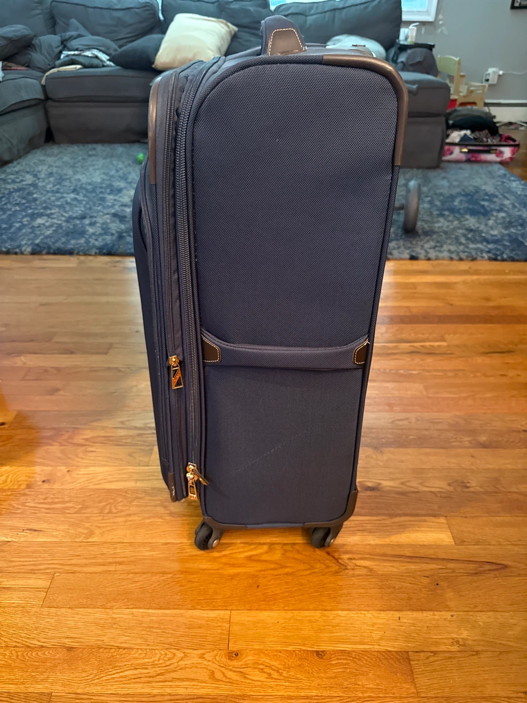 London Fog Luggage suitcase - photo 2