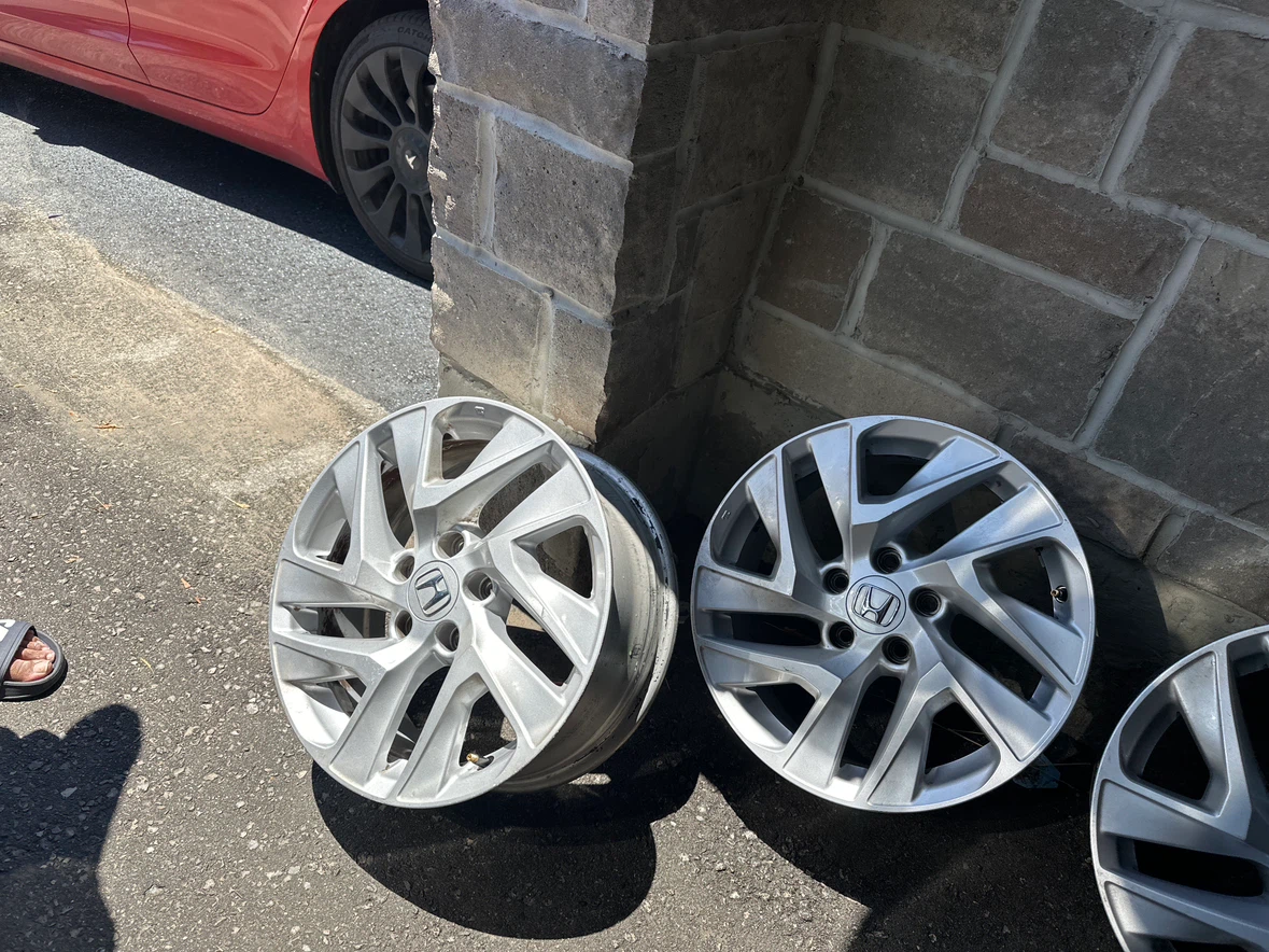 Honda Alloy Wheels (Set of 4) - photo 3