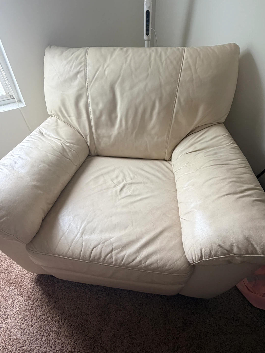 Cream Leather Recliner Chair - photo 3