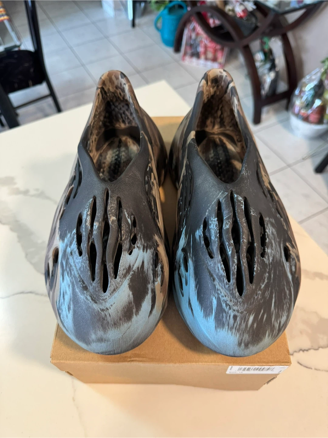 Yeezy Foam Runner MX Cinder - Size 10M - photo 3