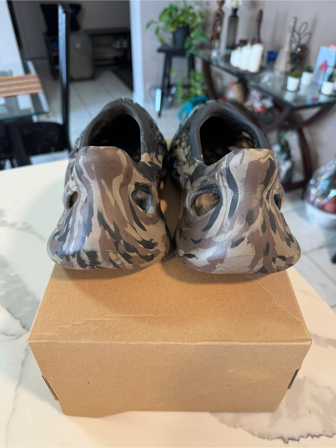 Yeezy Foam Runner MX Cinder - Size 10M - photo 5