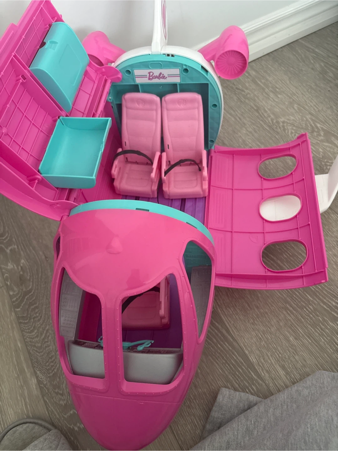 Barbie Pink Airplane Playset - photo 2
