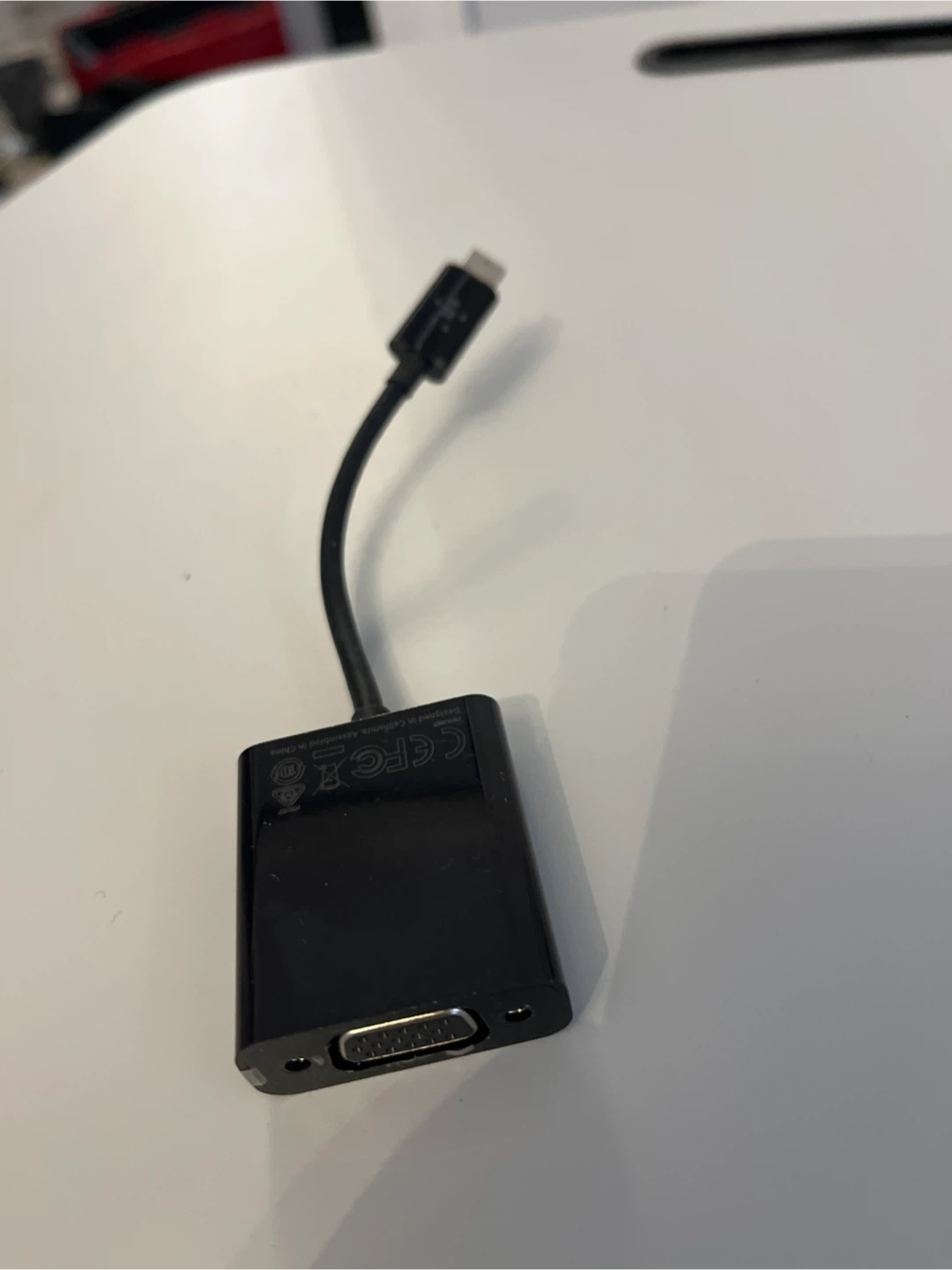 USB-C to VGA Adapter