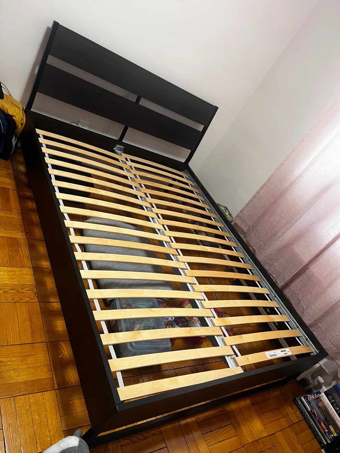 Queen size bed