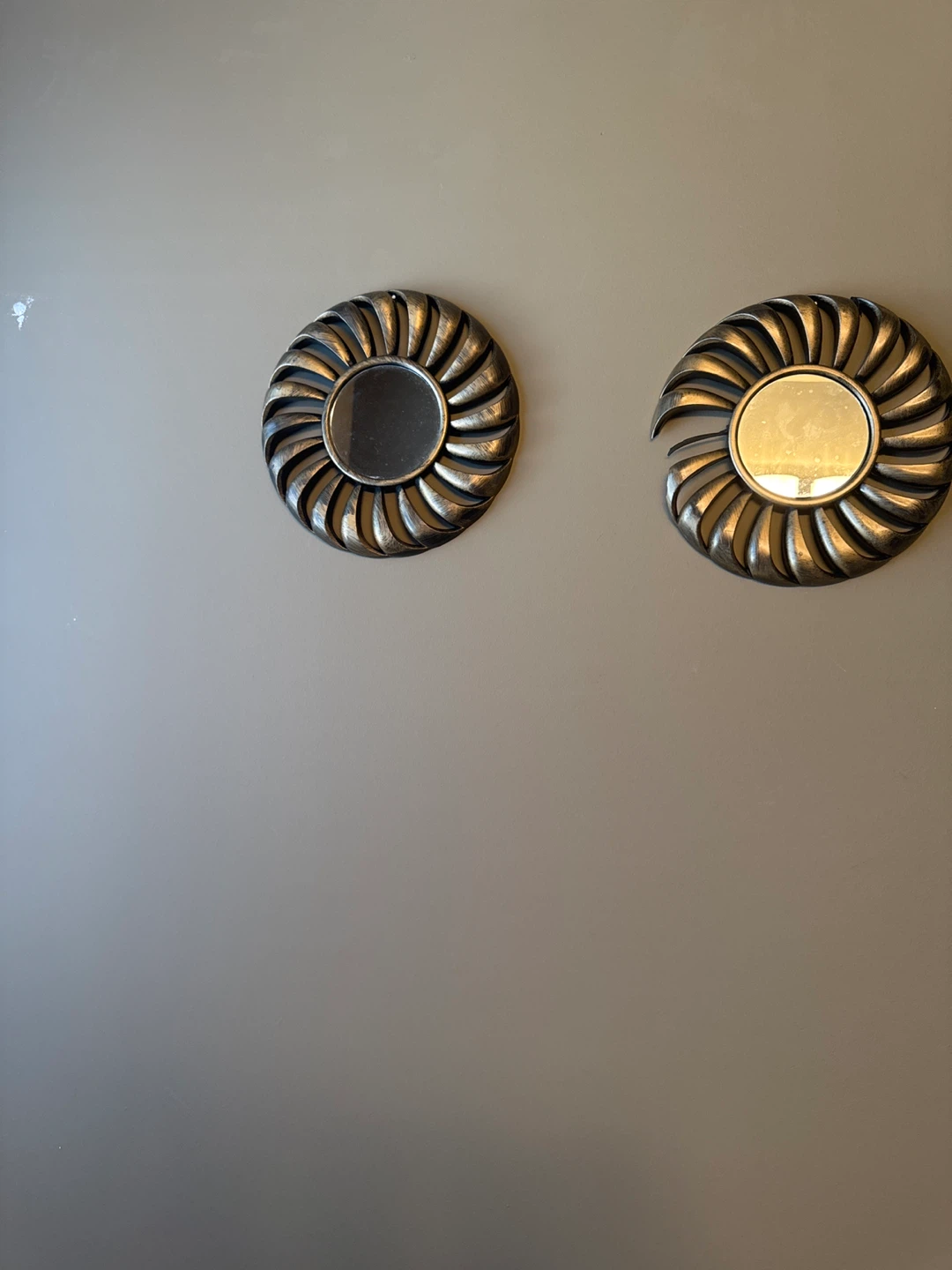Decorative Sunburst Mirrors (Set of 2)