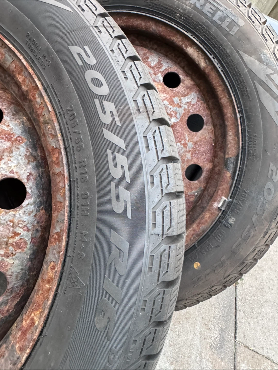 4 Pirelli Winter Tires – 205/55R16 - photo 3