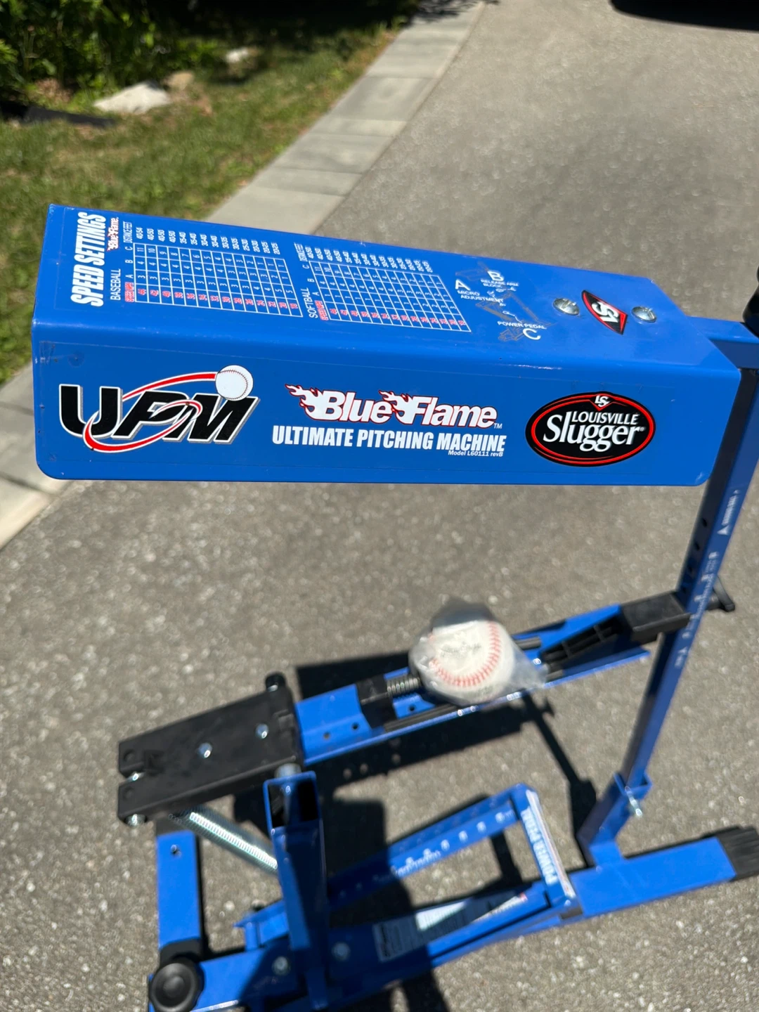 Blue Flame Ultimate Pitching Machine with Louisville Slugger - photo 2