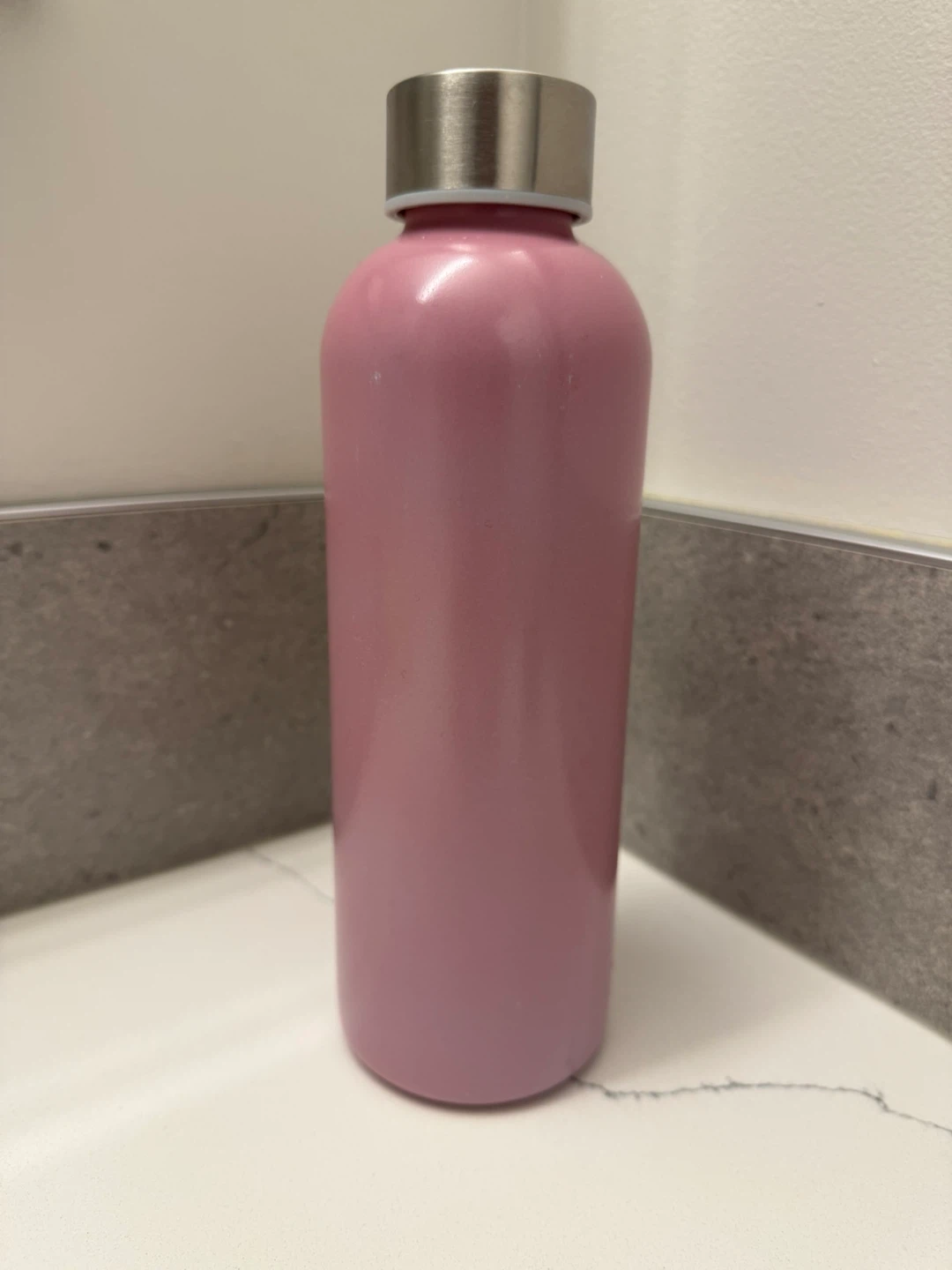 NEW Manna 26 oz Color Changing Water Bottle – Leakproof - photo 2