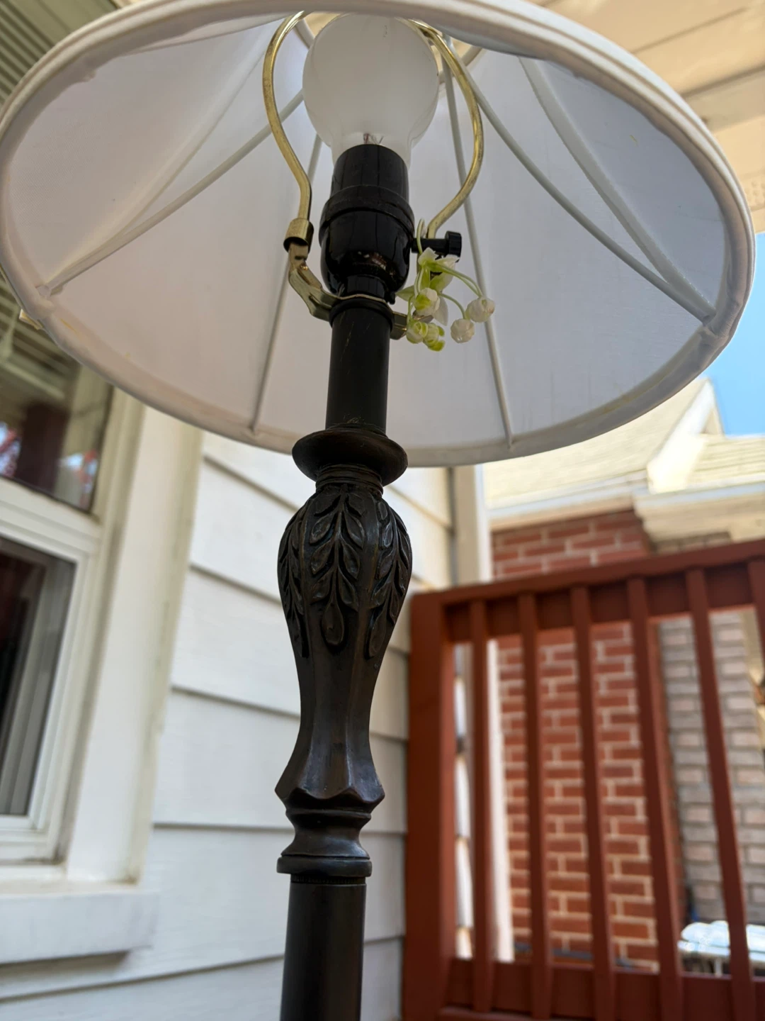 Table Lamp with Cream Shade - photo 2