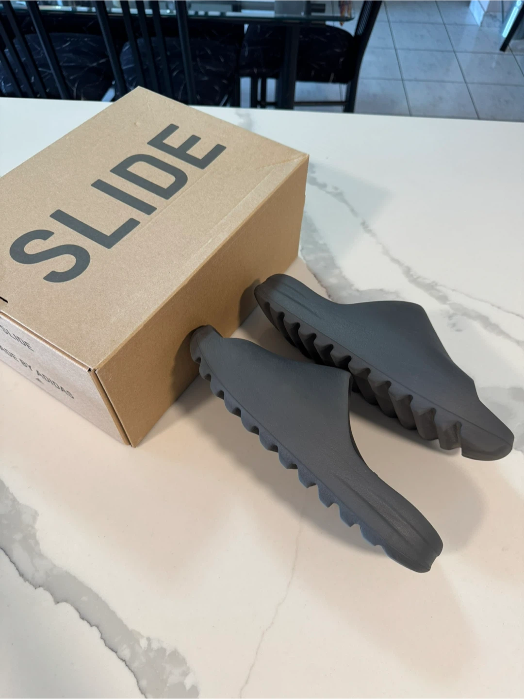 Yeezy Slides Granite - Size 11M - photo 3