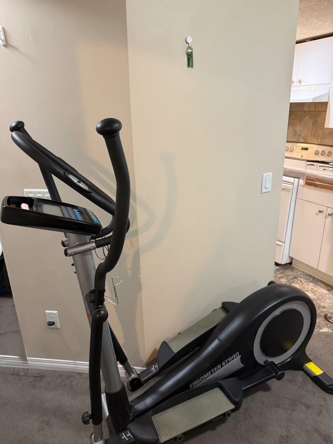 Ergometer ST990 Elliptical Trainer ( moving sale)
