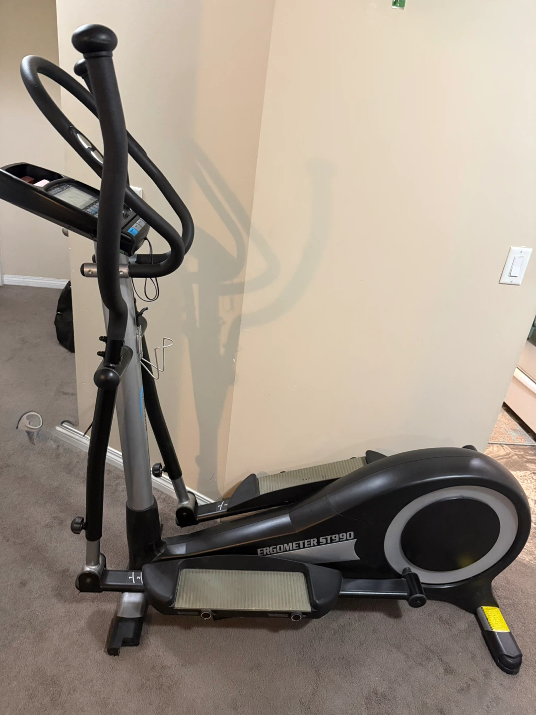 Ergometer ST990 Elliptical Trainer ( moving sale) - photo 2