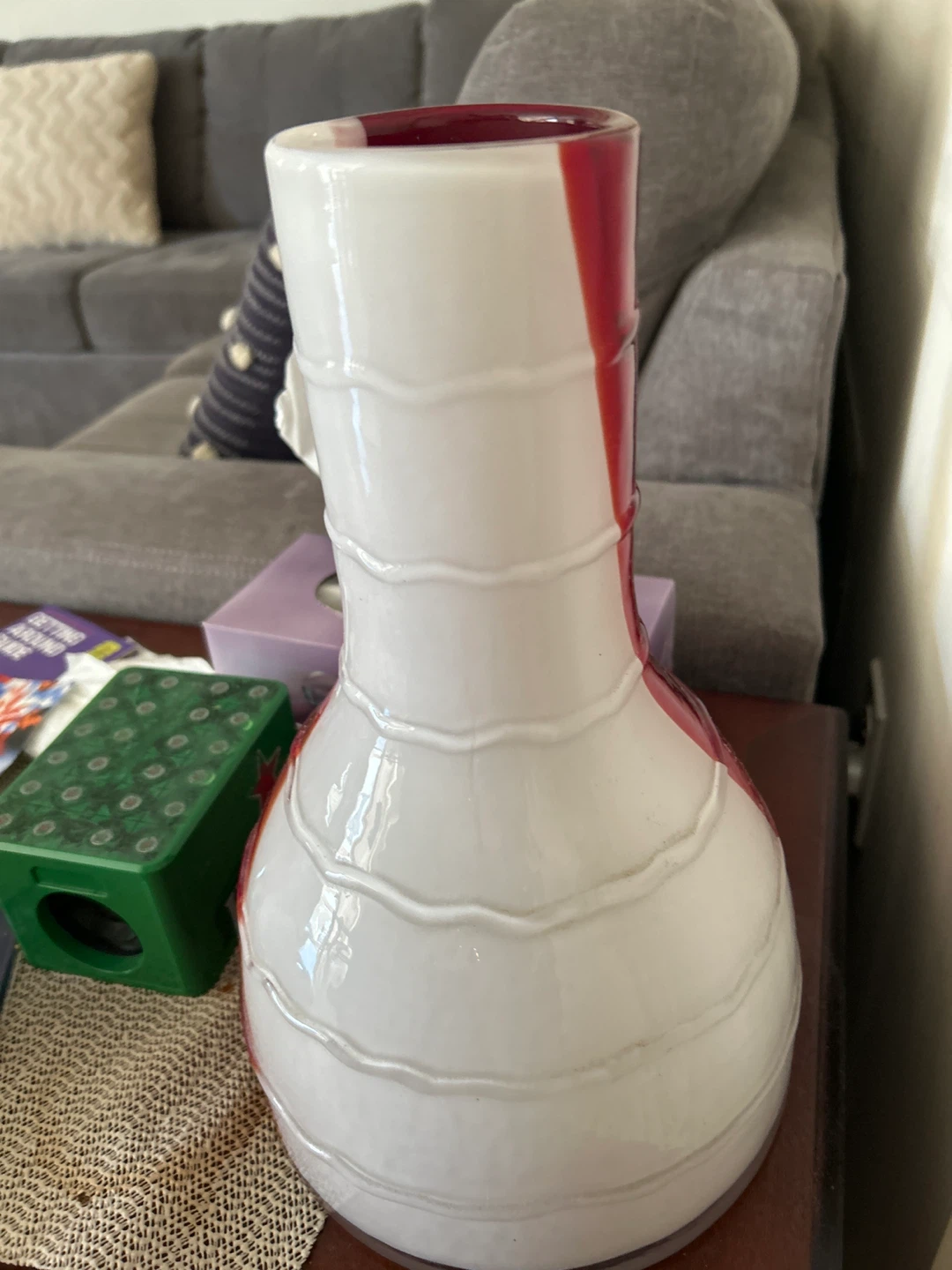 White and red decorative vase - photo 2