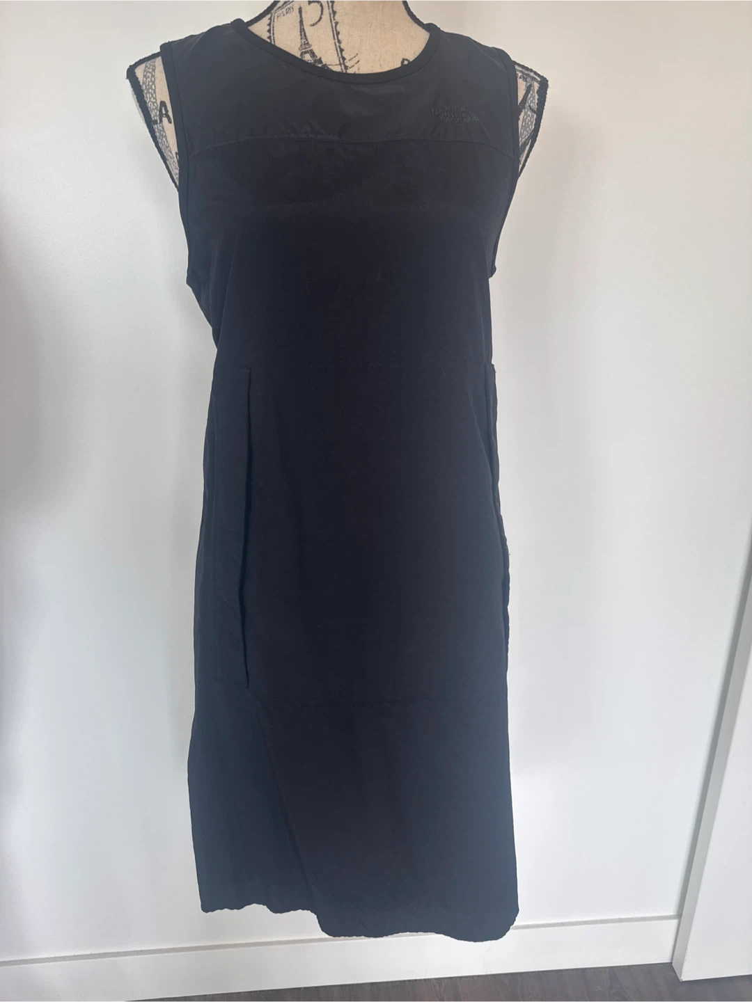 The North Face Womens Black Sleeveless Dress Size S