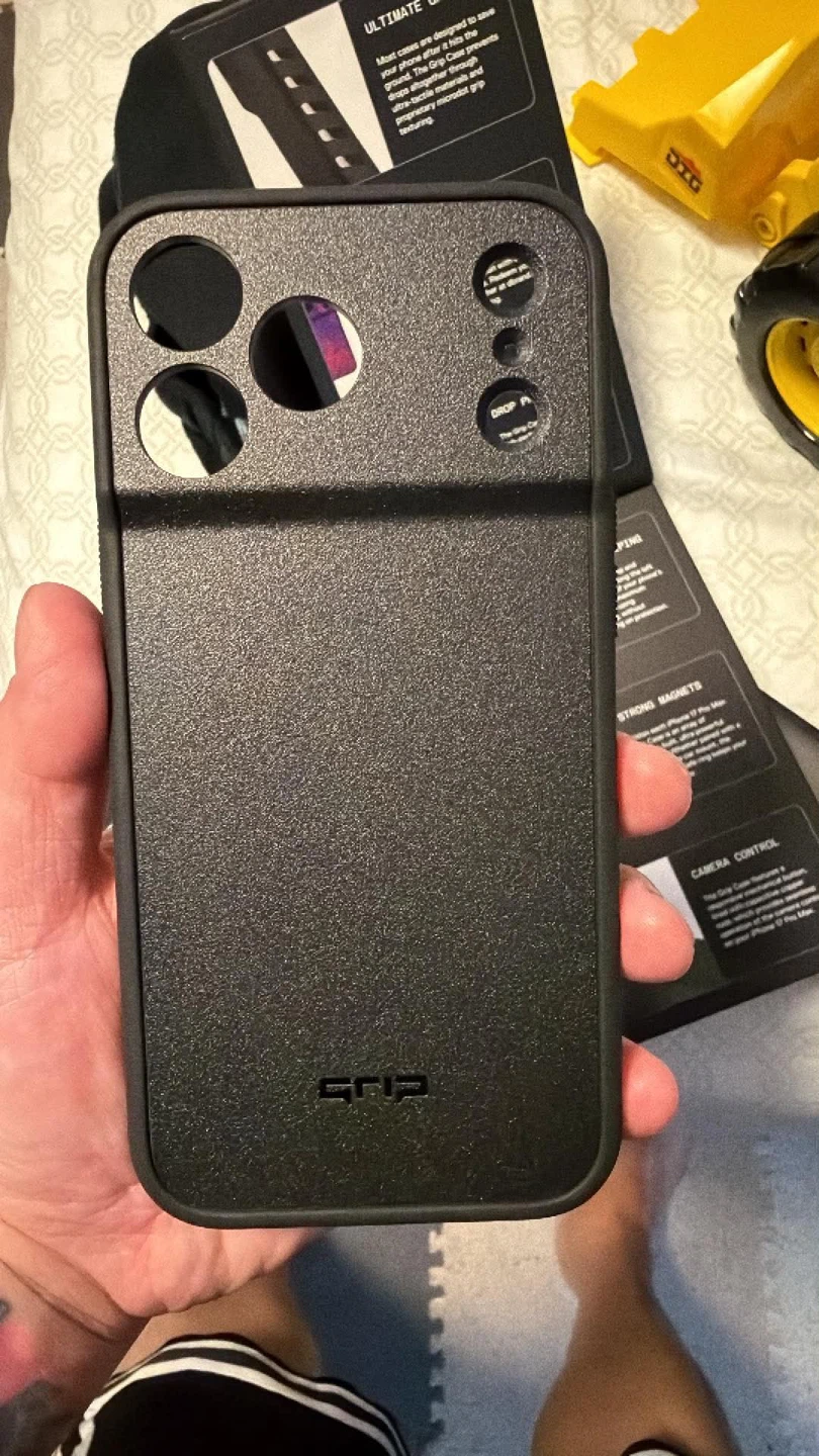 GRIP iPhone 17 Pro Max Case