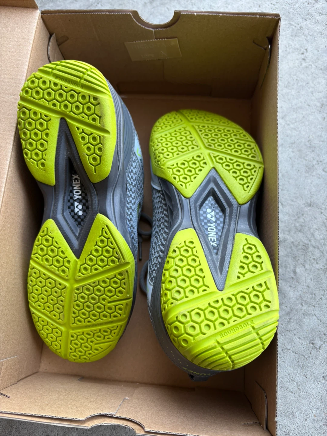 Yonex V100-i Badminton Shoes Grey/Lime US 8 - photo 2