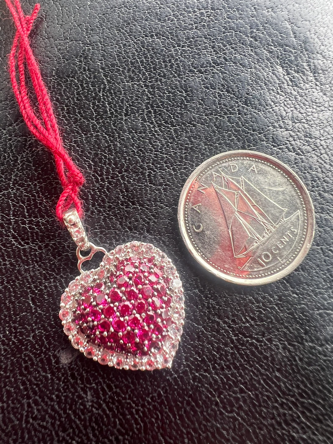 10 k Heart-shaped ruby and diamond pendant - photo 4