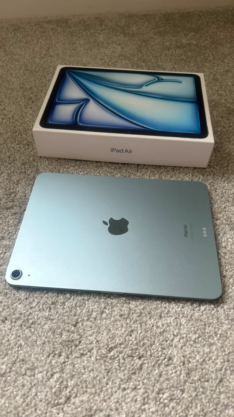 Apple iPad Air 11-inch (M2) 256GB Wi-Fi - ✅I Am Open to trading - photo 3