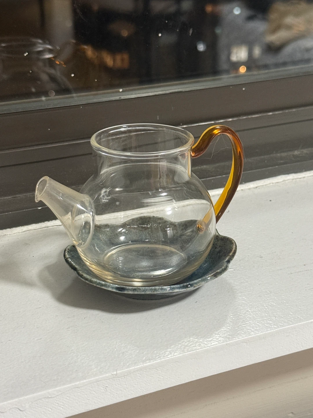 Small Glass Teapot with Amber Handle - photo 2