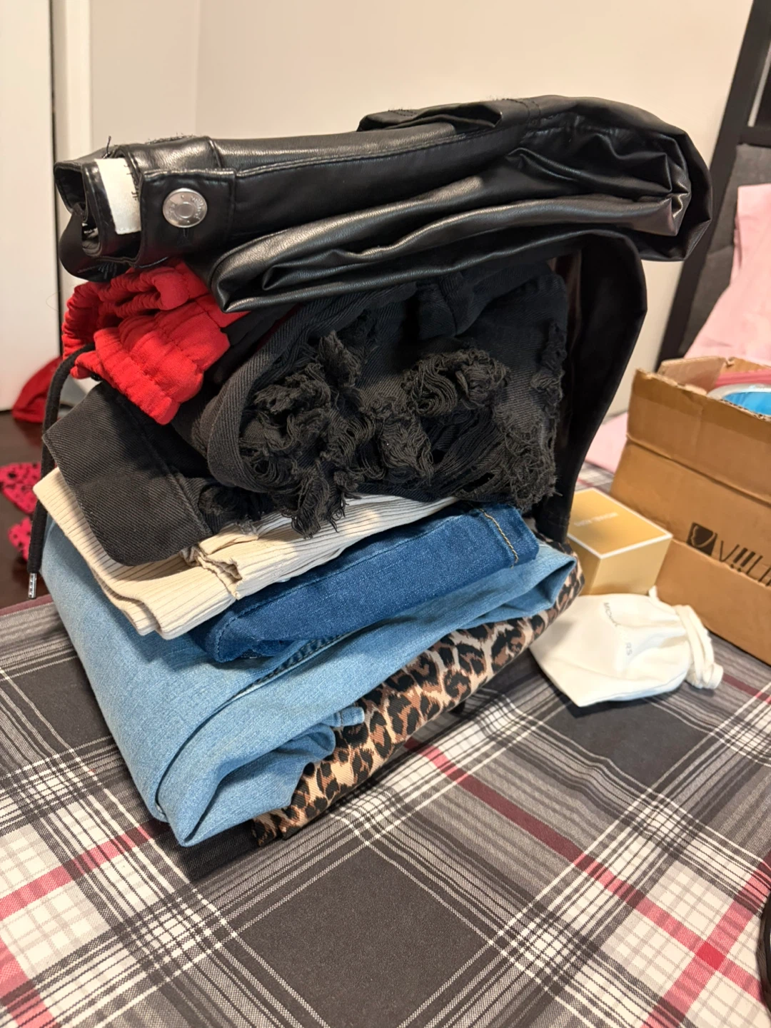 Free woman clothes