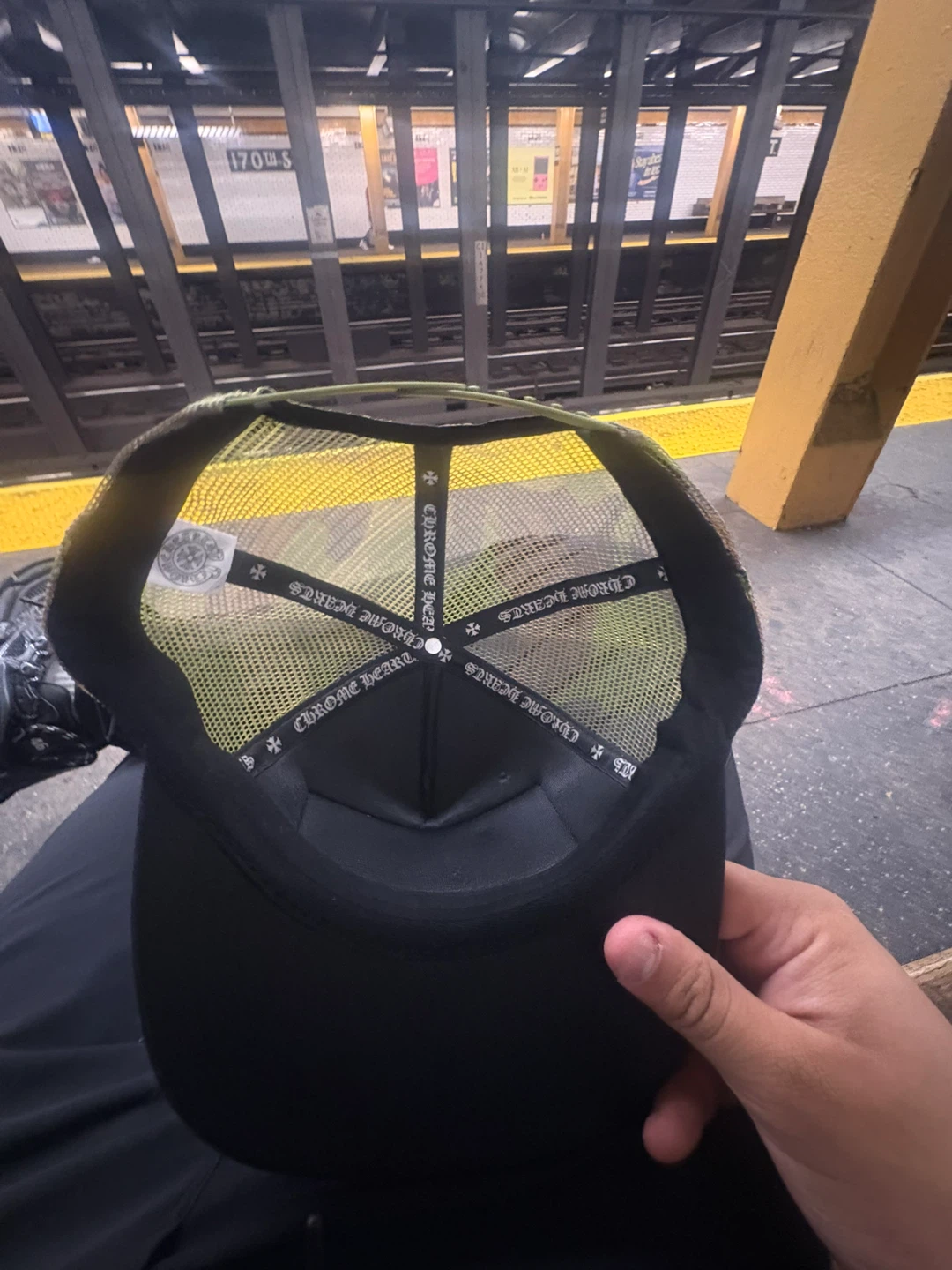 Chrome Hearts Trucker Hat - photo 3